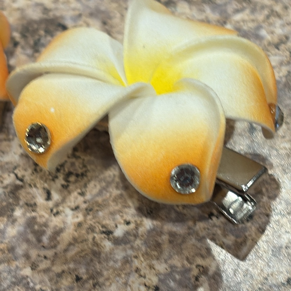Hawaiian Flowers Hair Accessories Set - Picture 7 of 14